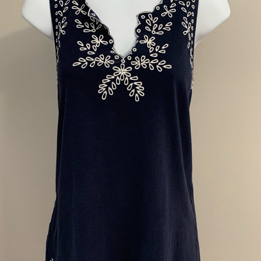Loft Embroidered Tank - Picture 13 of 16